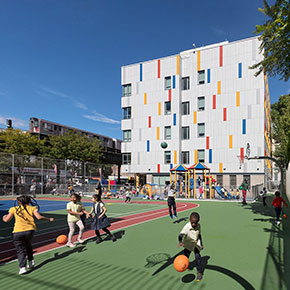 Photograph of a school. Link to the page featuring all interiors and exteriors photos of schools.